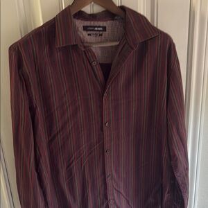 Red Casual Button Down Shirt with Classic Design